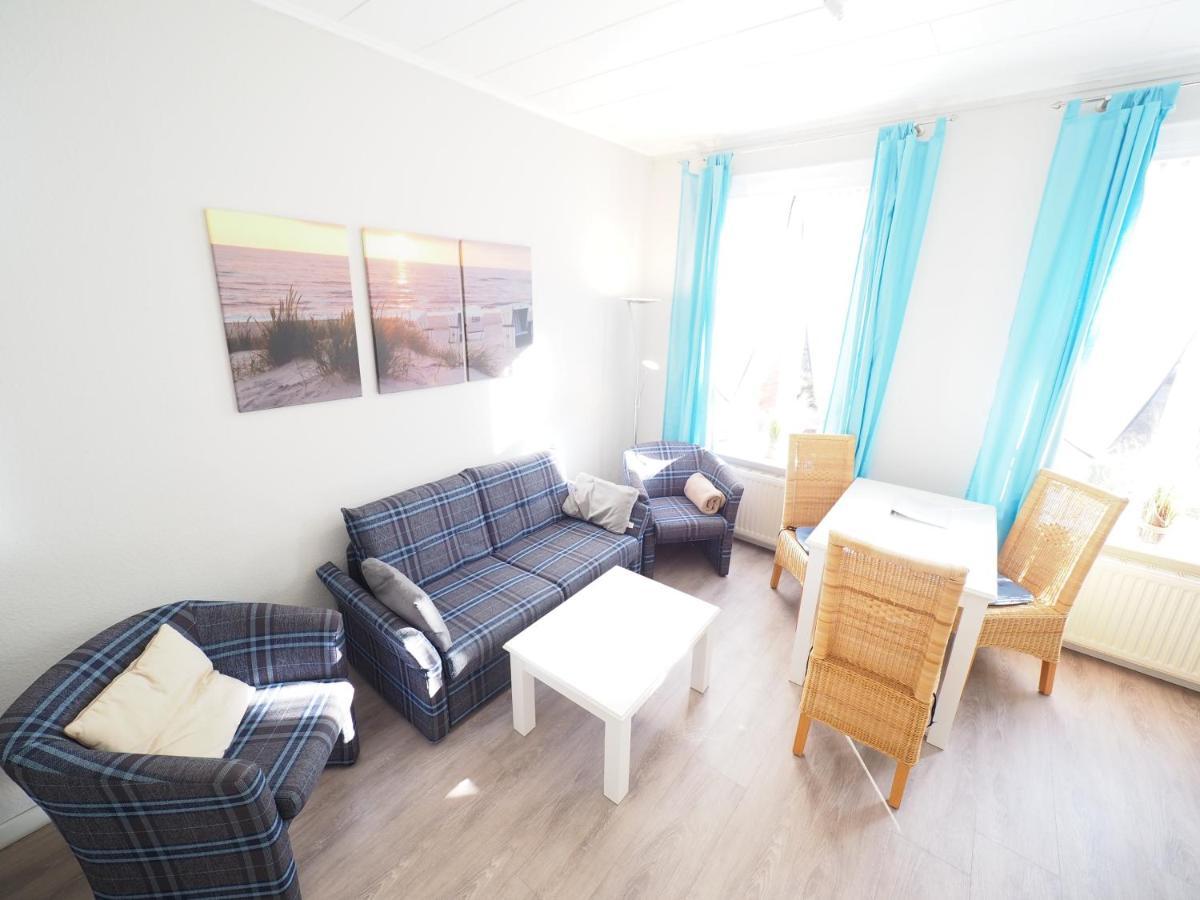 Haus Neptun App. 4 Apartment Westerland Bagian luar foto