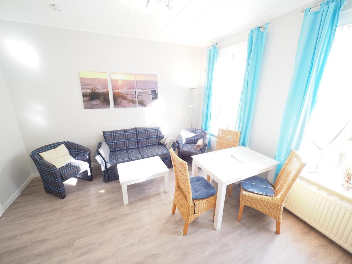 Haus Neptun App. 4 Apartment Westerland Bagian luar foto
